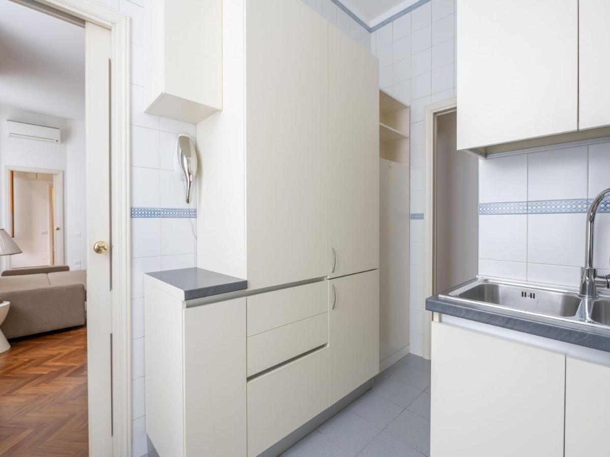 The Best Rent - Gorgeous Two-Bedroom Apartment In Porta Nuova District ミラノ エクステリア 写真